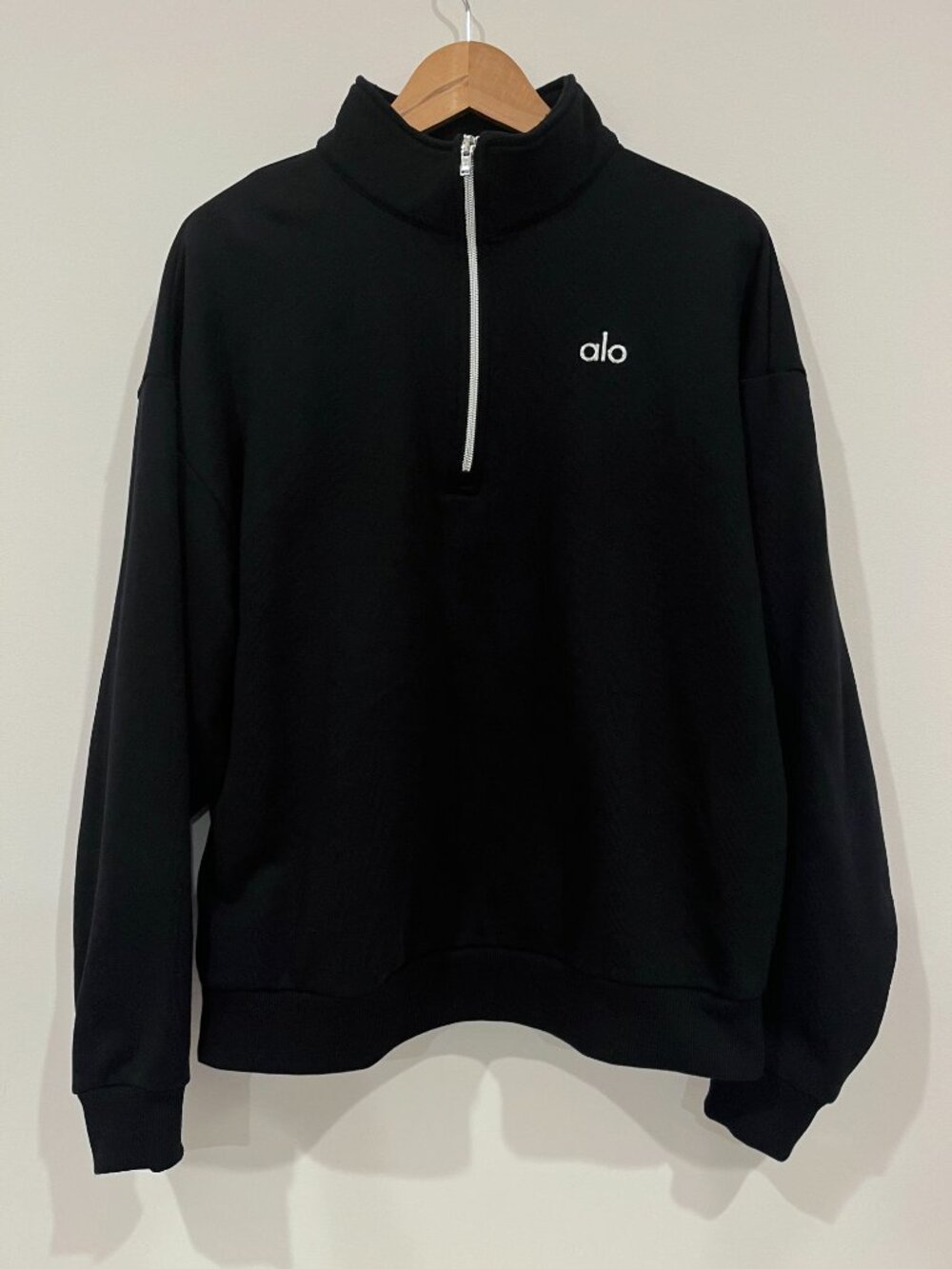 ALO Yoga Black Half-Zip Sweatshirt